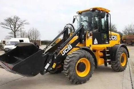 Аренда фронтального погрузчика JCB 426 ZX