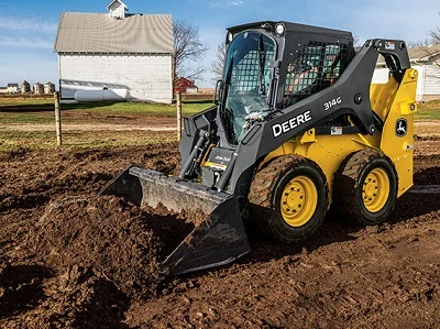 Аренда мини-погрузчика John Deere 314G