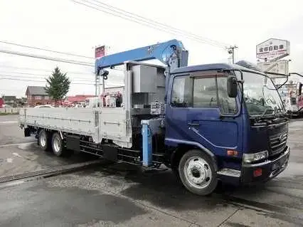 Аренда низкорамного манипулятора UNIC UR-V375 на базе Nissan Diesel Condor