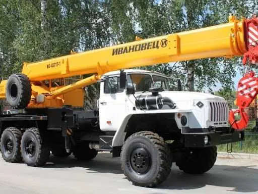 Аренда автокрана Ивановец КС-45717-1, вездеход