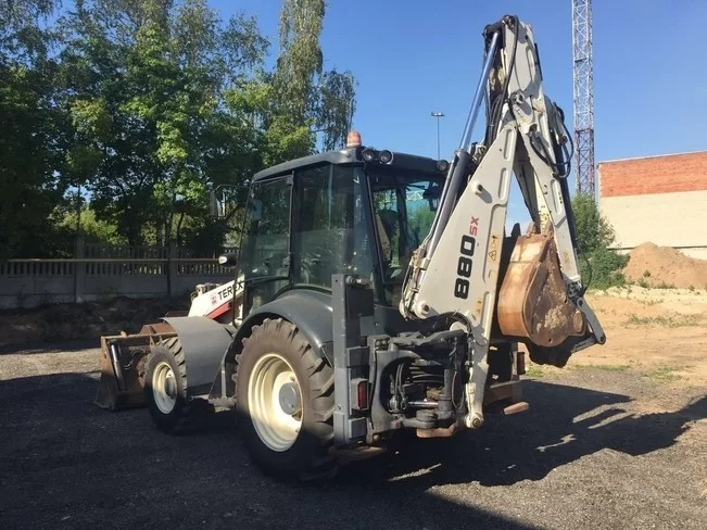 Аренда экскаватора-погрузчика Terex 880 SX