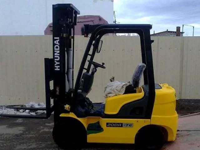 Аренда вилочного погрузчика Hyundai 20DA-7E