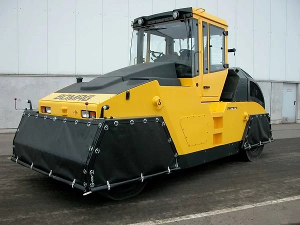 Аренда пневмоколесного катка BOMAG BW 24 RH