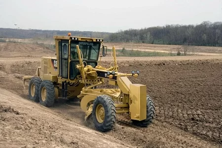 Аренда автогрейдера Caterpillar 160